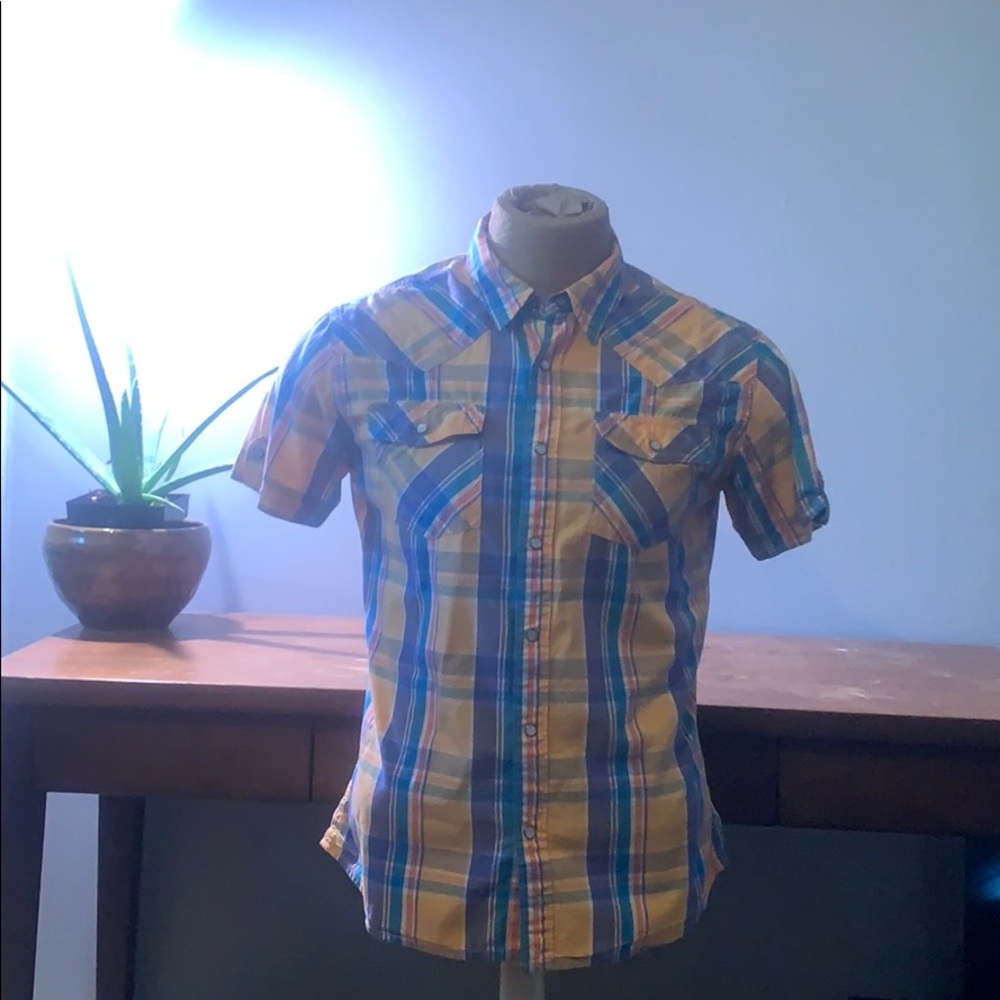 (3 for $10) Urban pipeline button down shirt
